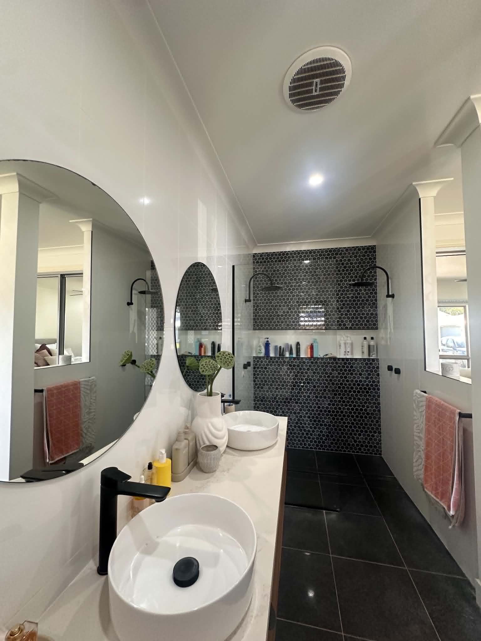 Spotless bathroom after an interior clean